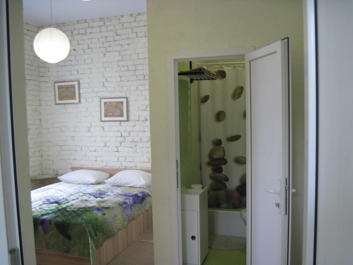 Guest House Inkit Pizunda Exteriör bild
